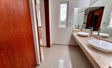 Casa en Venta en Fracc. Arbolada Coto 2