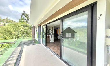 Modern Elegance: Newly Constructed 10-Bedroom Home for Sale in Maria Luisa Estate Park