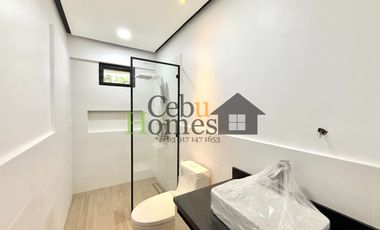 Modern Elegance: Newly Constructed 10-Bedroom Home for Sale in Maria Luisa Estate Park