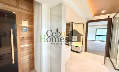 Modern Elegance: Newly Constructed 10-Bedroom Home for Sale in Maria Luisa Estate Park