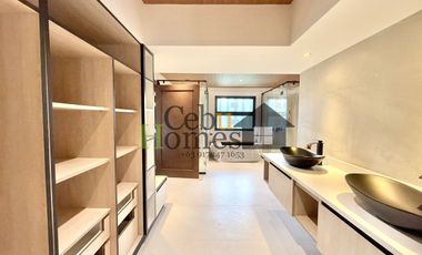 Modern Elegance: Newly Constructed 10-Bedroom Home for Sale in Maria Luisa Estate Park