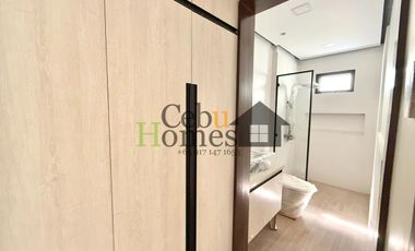 Modern Elegance: Newly Constructed 10-Bedroom Home for Sale in Maria Luisa Estate Park