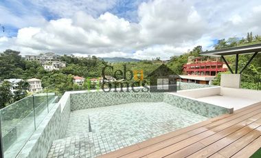 Modern Elegance: Newly Constructed 10-Bedroom Home for Sale in Maria Luisa Estate Park
