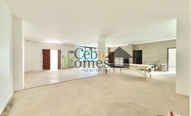 Modern Elegance: Newly Constructed 10-Bedroom Home for Sale in Maria Luisa Estate Park