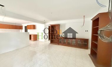 Modern Elegance: Newly Constructed 10-Bedroom Home for Sale in Maria Luisa Estate Park