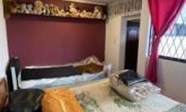 CASA DE VENTA EN PONCEANO ALTO QUITO