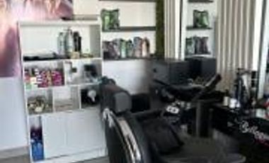 LOCAL DE PELUQUERÍA Y BARBERÍA DE VENTA  EN PLAZA VIZCAYA