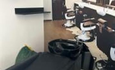 LOCAL DE PELUQUERÍA Y BARBERÍA DE VENTA  EN PLAZA VIZCAYA