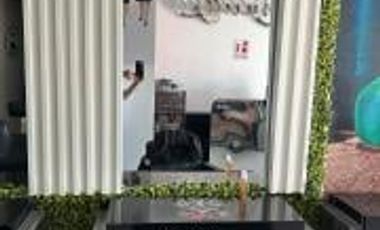 LOCAL DE PELUQUERÍA Y BARBERÍA DE VENTA  EN PLAZA VIZCAYA