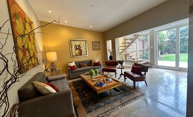 Venta de Hermosa Casa en Urbanización Los Alamos, cerca de UPC, Esan, Surco
