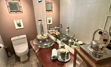 Venta de Hermosa Casa en Urbanización Los Alamos, cerca de UPC, Esan, Surco