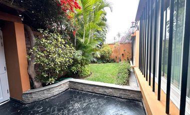 Venta de Hermosa Casa en Urbanización Los Alamos, cerca de UPC, Esan, Surco