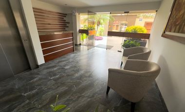 Venta de penthouse duplex frente a alameda en Chacarilla, Surco