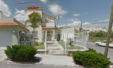 VENTA DE CASA EN LA COLONIA PRADERAS DE LEON EN CHIHUAHUA