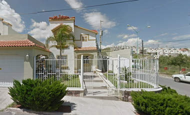 VENTA DE CASA EN LA COLONIA PRADERAS DE LEON EN CHIHUAHUA