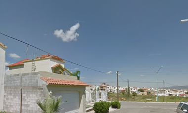 VENTA DE CASA EN LA COLONIA PRADERAS DE LEON EN CHIHUAHUA