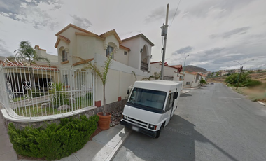 VENTA DE CASA EN LA COLONIA PRADERAS DE LEON EN CHIHUAHUA