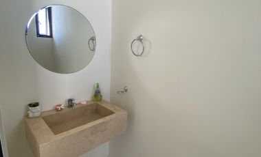CASA DE 3 RECÁMARAS EN PRIVADA, CONKAL, MÉRIDA