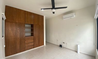 CASA DE 3 RECÁMARAS EN PRIVADA, CONKAL, MÉRIDA