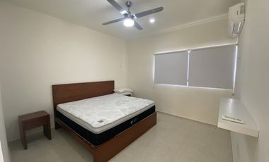 CASA DE 3 RECÁMARAS EN PRIVADA, CONKAL, MÉRIDA