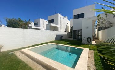 CASA DE 3 RECÁMARAS EN PRIVADA, CONKAL, MÉRIDA