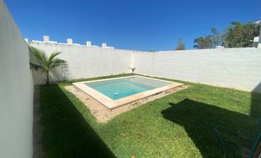 CASA DE 3 RECÁMARAS EN PRIVADA, CONKAL, MÉRIDA