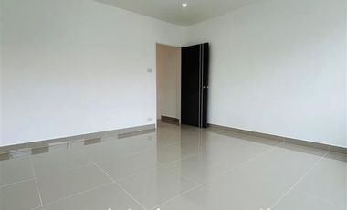 2-storey townhouse, 16 sq m, Uthong Place Village, Project 2, Soi Phianon, Lam Luk Ka Road, Pracha Uthit Road, Khu Khot Subdistrict, Lam Luk Ka, Pathu