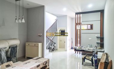 Dijual Villa Fully Furnished Komplek Citraland Gama City Cluster Maldives
