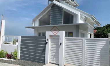 FOR SALE 3BR Furnished Loft House in Vista de Lagos Subdivision, Batangas - SH99