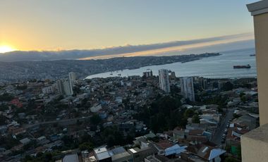 Departamento amoblado vista panoramica Placeres en venta