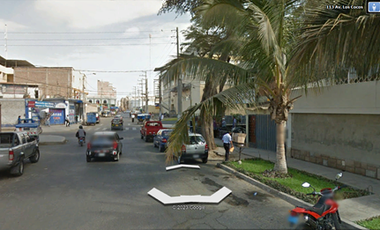 VENDA DE CASA DE DOS PISO FRENTE AL CLUB GRAU- CENTRO DE PIURA