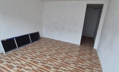 Local Comercial en Alquiler en La Alborada, Calle Principal, 1 Baño, Norte de Guayaquil.