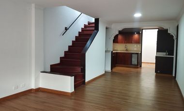 47498 Casa en VENTA en la Loma San Julian, Poblado, Medellin