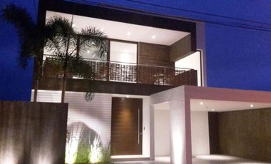 Punta Barandua, Venta de lujosa Casa 5 dormitorios con piscina cerca al mar AMOBLADA