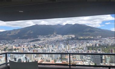 Arriendo departamento de 3 habitaciones con balcón Gonzalez Suarez