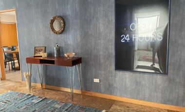 Arriendo departamento de 3 habitaciones con balcón Gonzalez Suarez