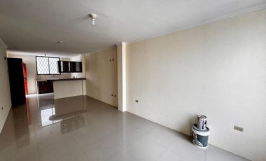 casa de venta en manta zona norte dentro urbaniza