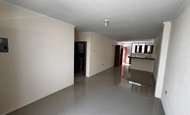 casa de venta en manta zona norte dentro urbaniza