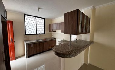 casa de venta en manta zona norte dentro urbaniza