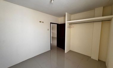 casa de venta en manta zona norte dentro urbaniza