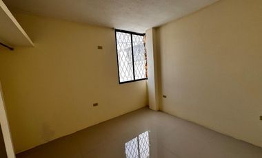 casa de venta en manta zona norte dentro urbaniza