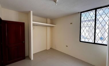 casa de venta en manta zona norte dentro urbaniza