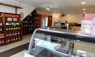¡LA MEJOR UBICACIÓN PARA TU NEGOCIO! 🌟 VENDO LOCAL COMERCIAL PUERTA A LA CALLE