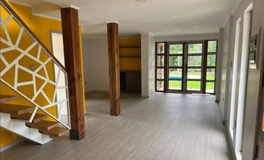 CASA EN PINGUERAL AÑO CORRIDO
