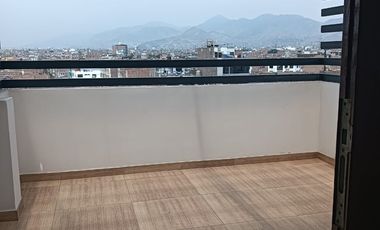 Departamento con Terraza Cruce de Av. Mayolo C/Universitaria Referencia: xel Ex-Restaurante Rinconcito Ayacuchano a 1/2 cdra.