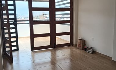 Departamento con Terraza Cruce de Av. Mayolo C/Universitaria Referencia: xel Ex-Restaurante Rinconcito Ayacuchano a 1/2 cdra.