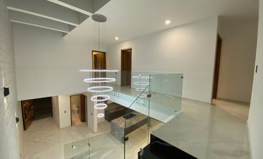 Casa en Venta a Estrenar en Valle Imperial Dentro de Coto