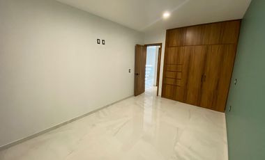 Casa en Venta a Estrenar en Valle Imperial Dentro de Coto
