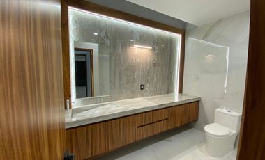 Casa en Venta a Estrenar en Valle Imperial Dentro de Coto