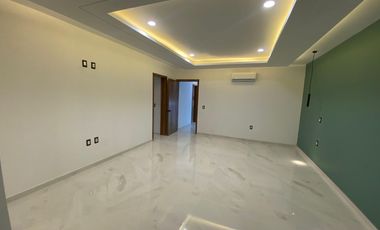 Casa en Venta a Estrenar en Valle Imperial Dentro de Coto